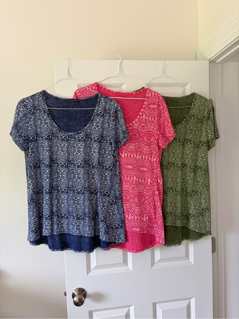 *Fresh Produce* THREE Short Sleeve Scoop Neck Tees in Navy, Pink & Olive Green